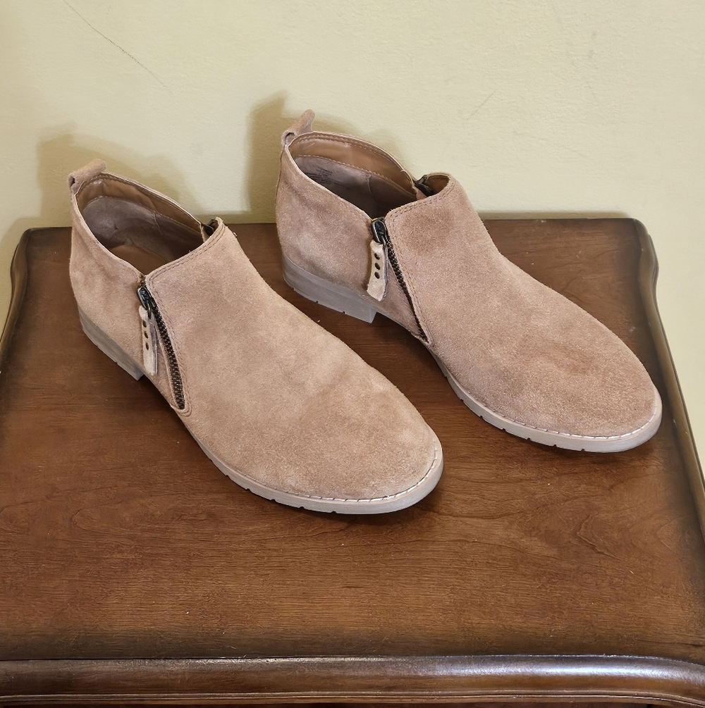 Bjorndal Judy or Geena ankle booties. Size 7.5 - Picture 2 of 12